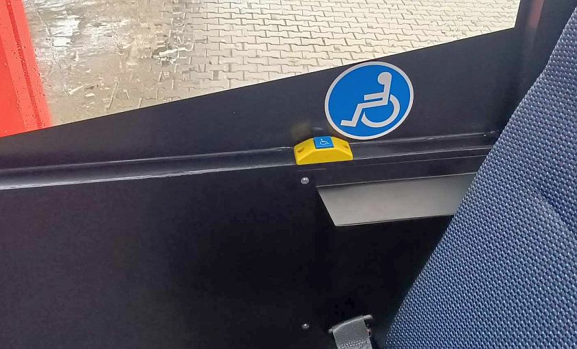 zakupiła nowy autobus szkolny
